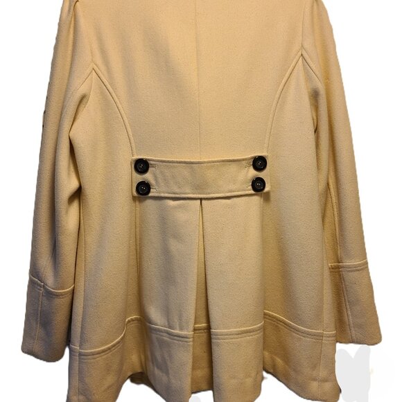 Colebrook Ivory Wool Coat Size L | Tailored Silhouette & Designer Details - Picture 2 of 7